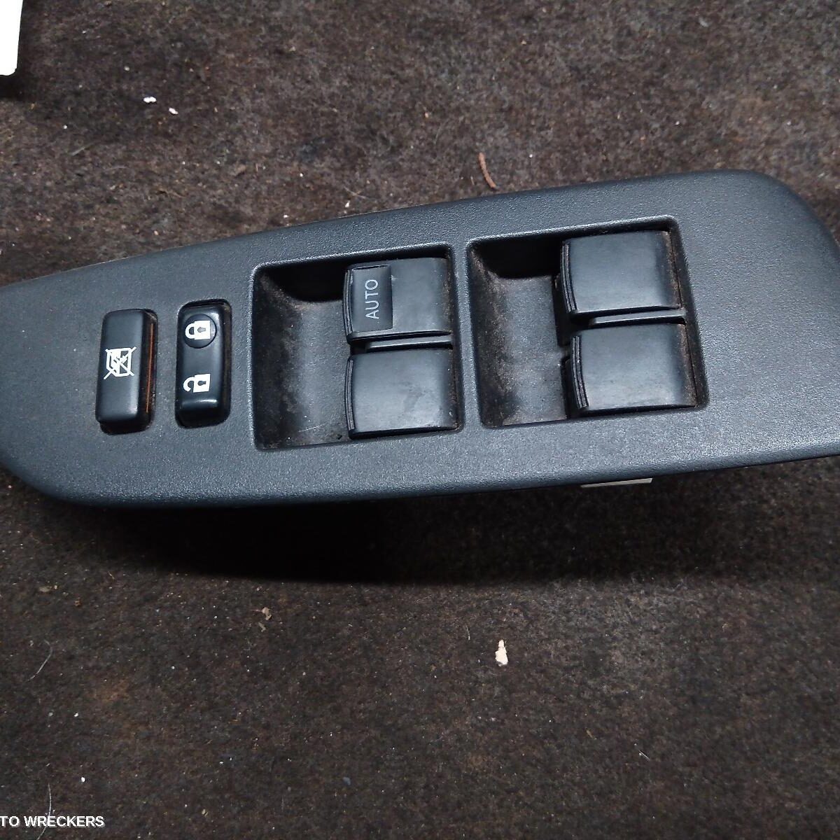 2011 TOYOTA COROLLA Pwr Dr Wind Switch