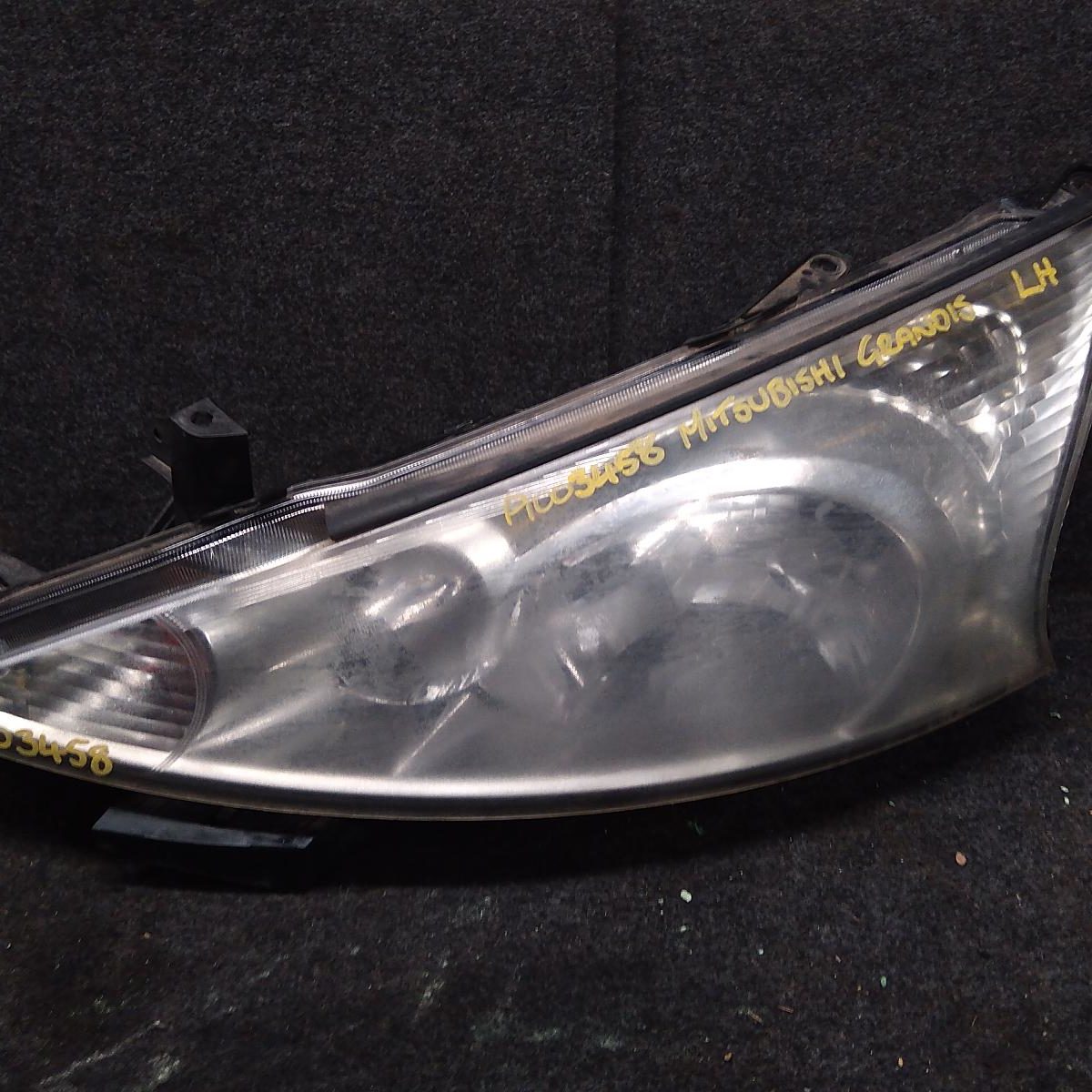 2008 MITSUBISHI GRANDIS LEFT HEADLAMP