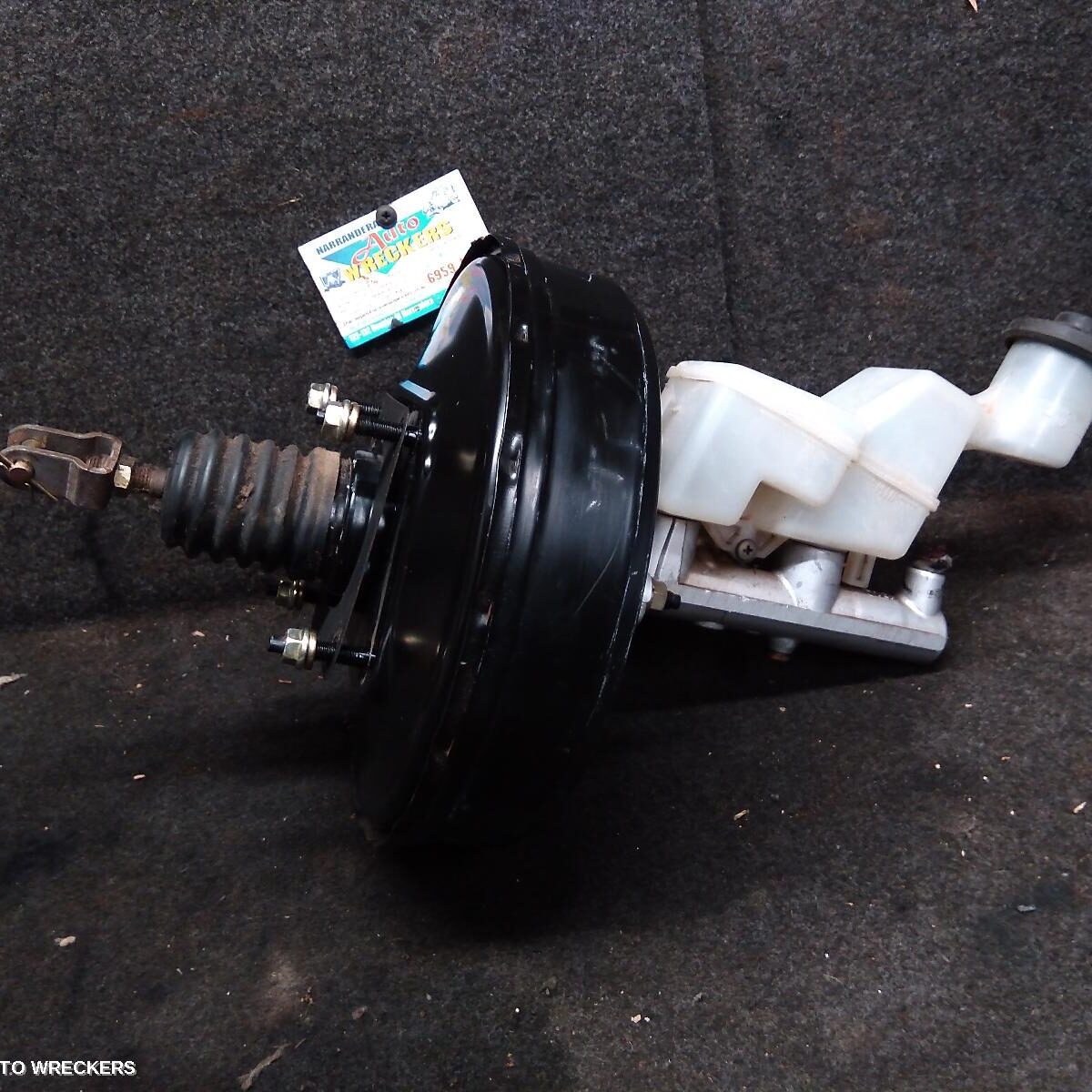 2002 TOYOTA COROLLA Brake Booster