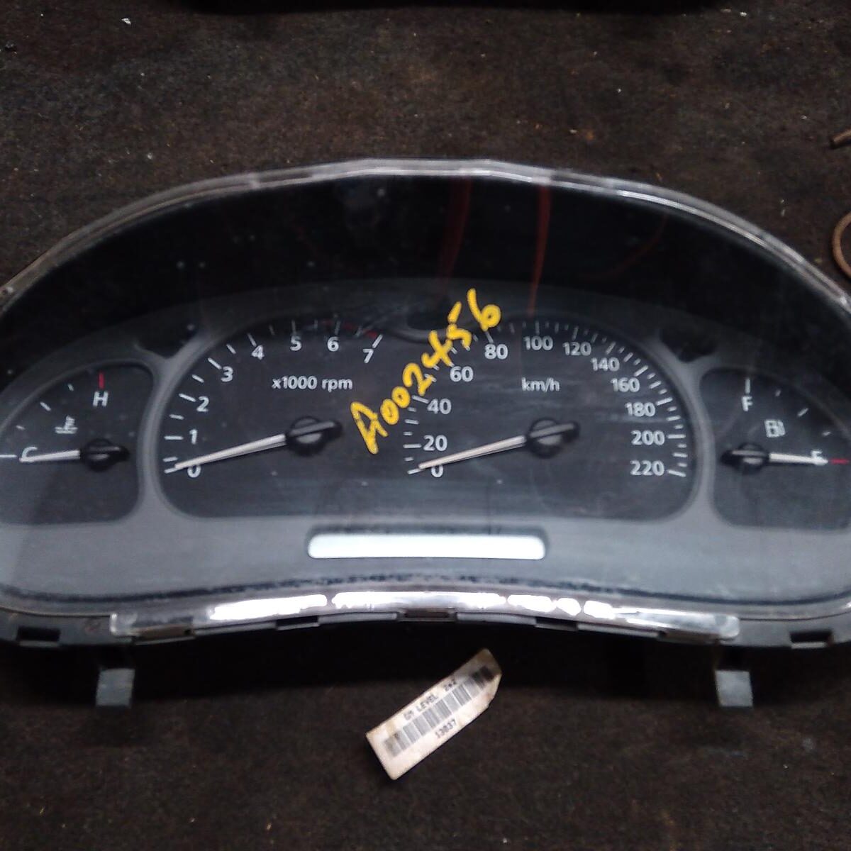 2002 HOLDEN COMMODORE INSTRUMENT CLUSTER