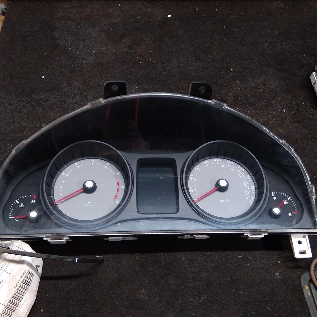 2009 HOLDEN COMMODORE INSTRUMENT CLUSTER