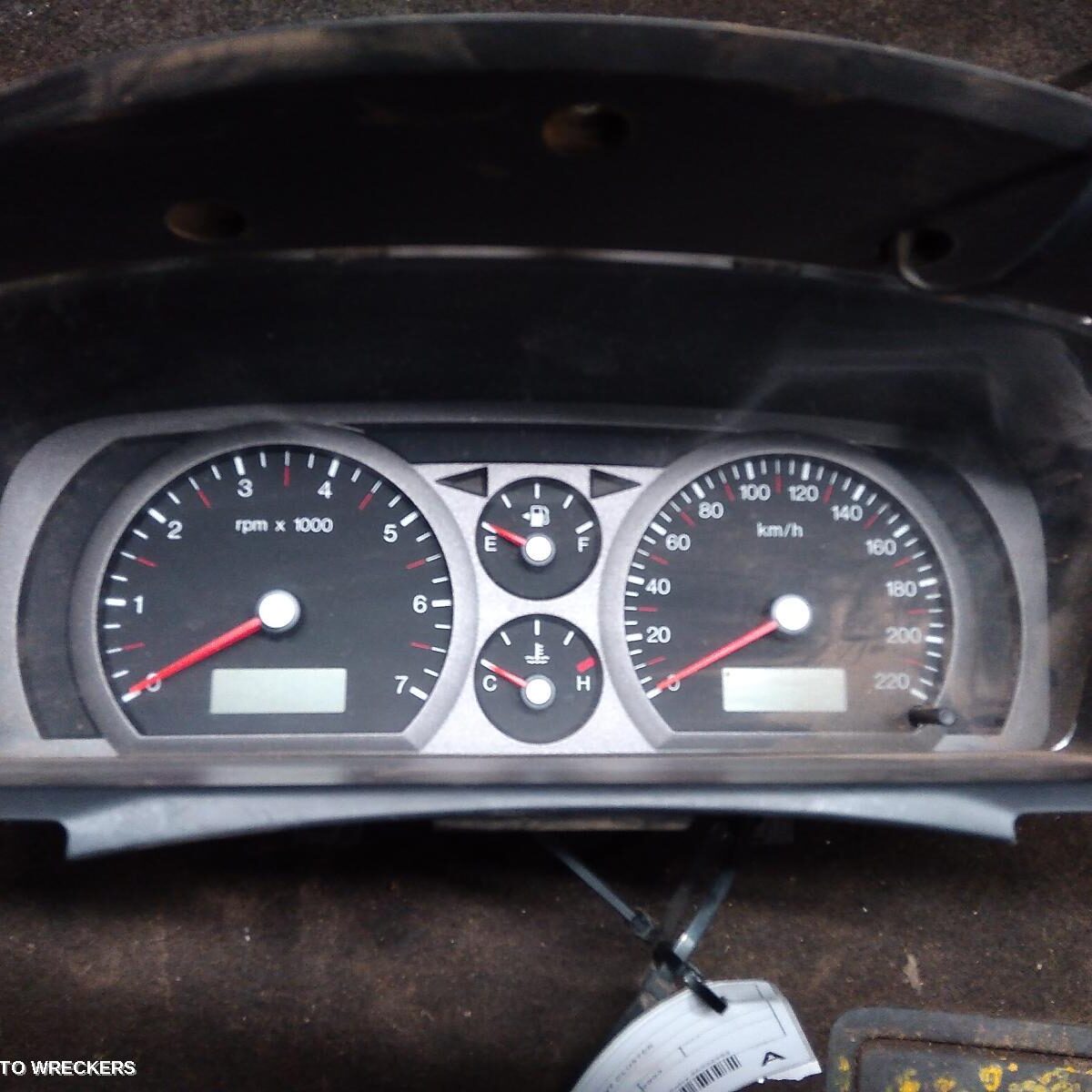 2003 FORD FALCON Instrument Cluster