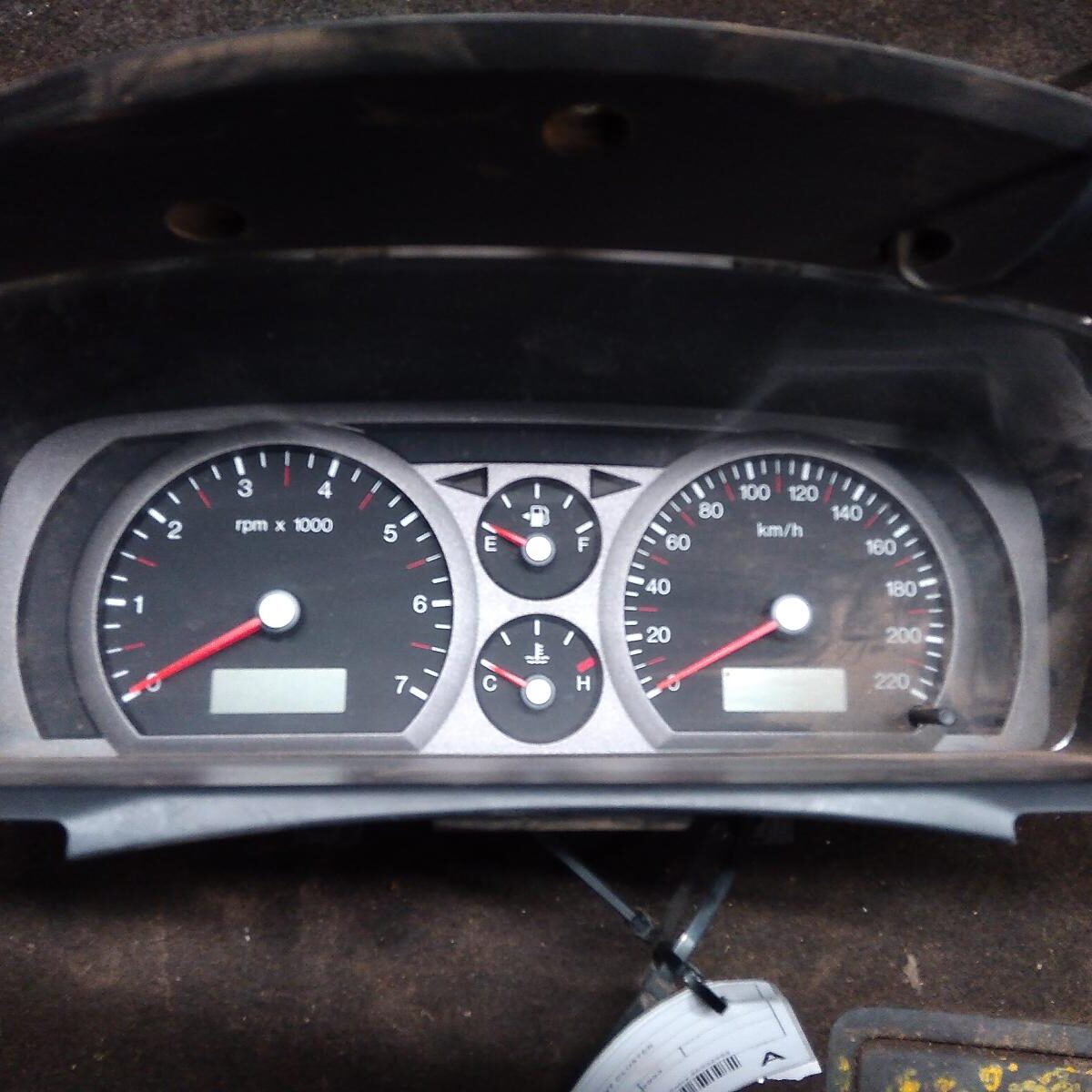 2003 FORD FALCON INSTRUMENT CLUSTER