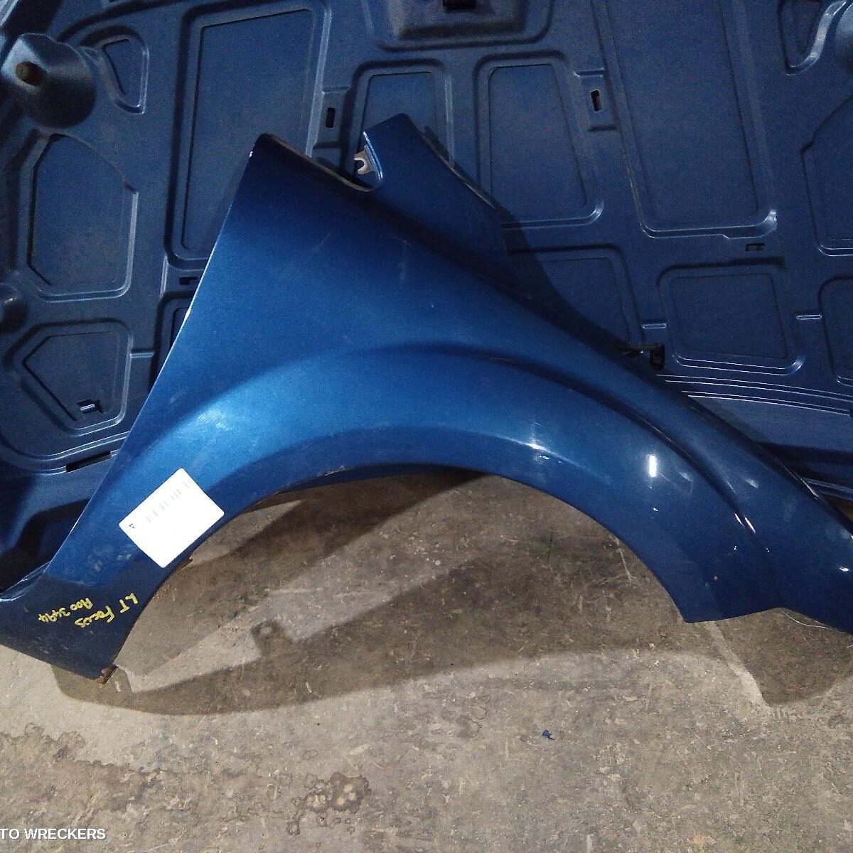 2007 FORD FOCUS Left Guard