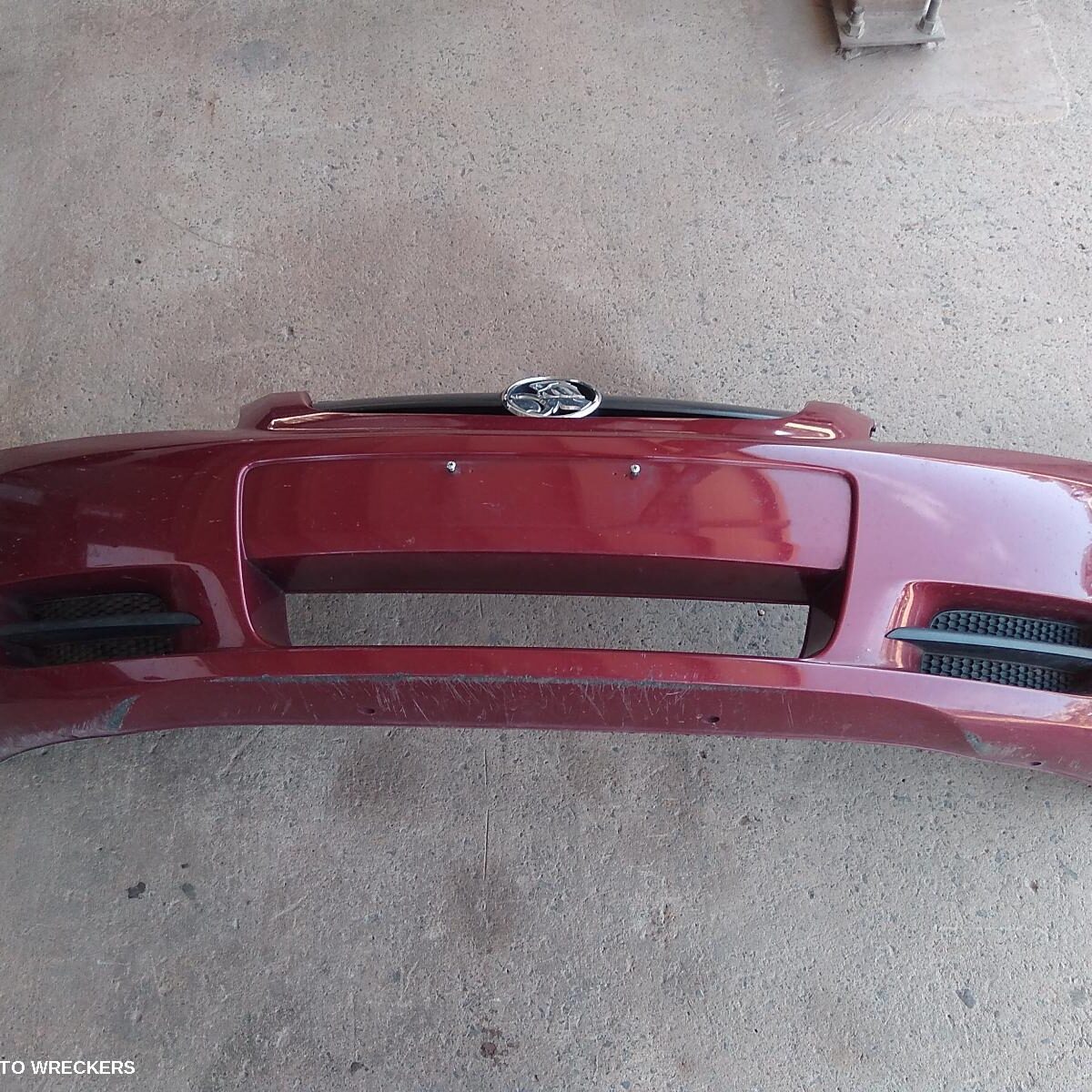 2006 HOLDEN COMMODORE Front Bumper