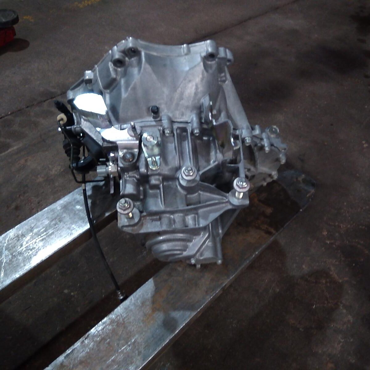 2016 MAZDA 2 TRANS/GEARBOX