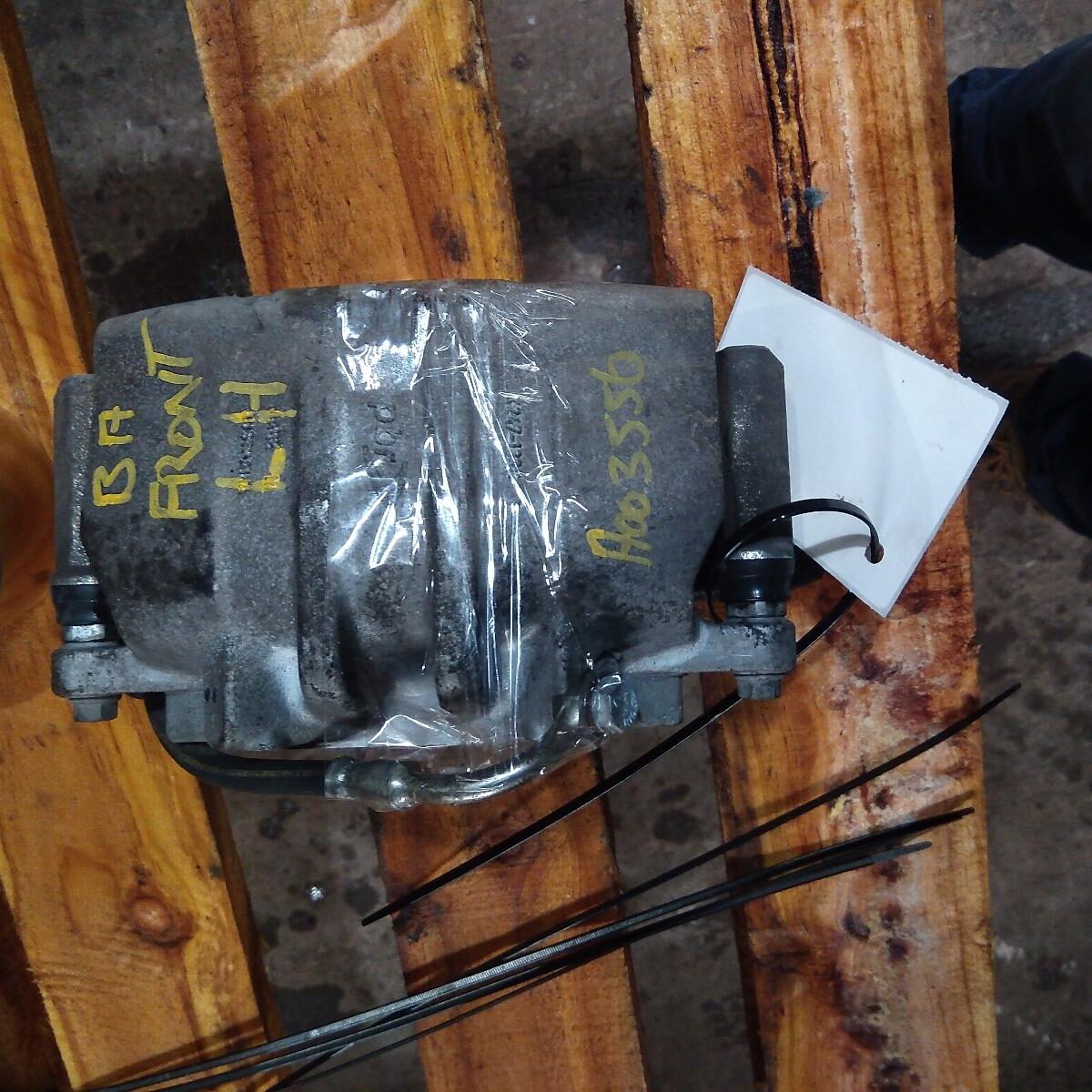 2002 FORD FALCON CALIPER