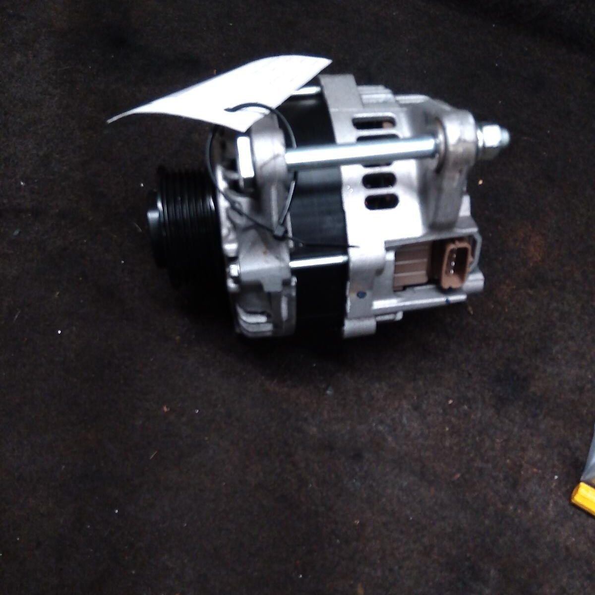 2023 MITSUBISHI PAJERO Alternator