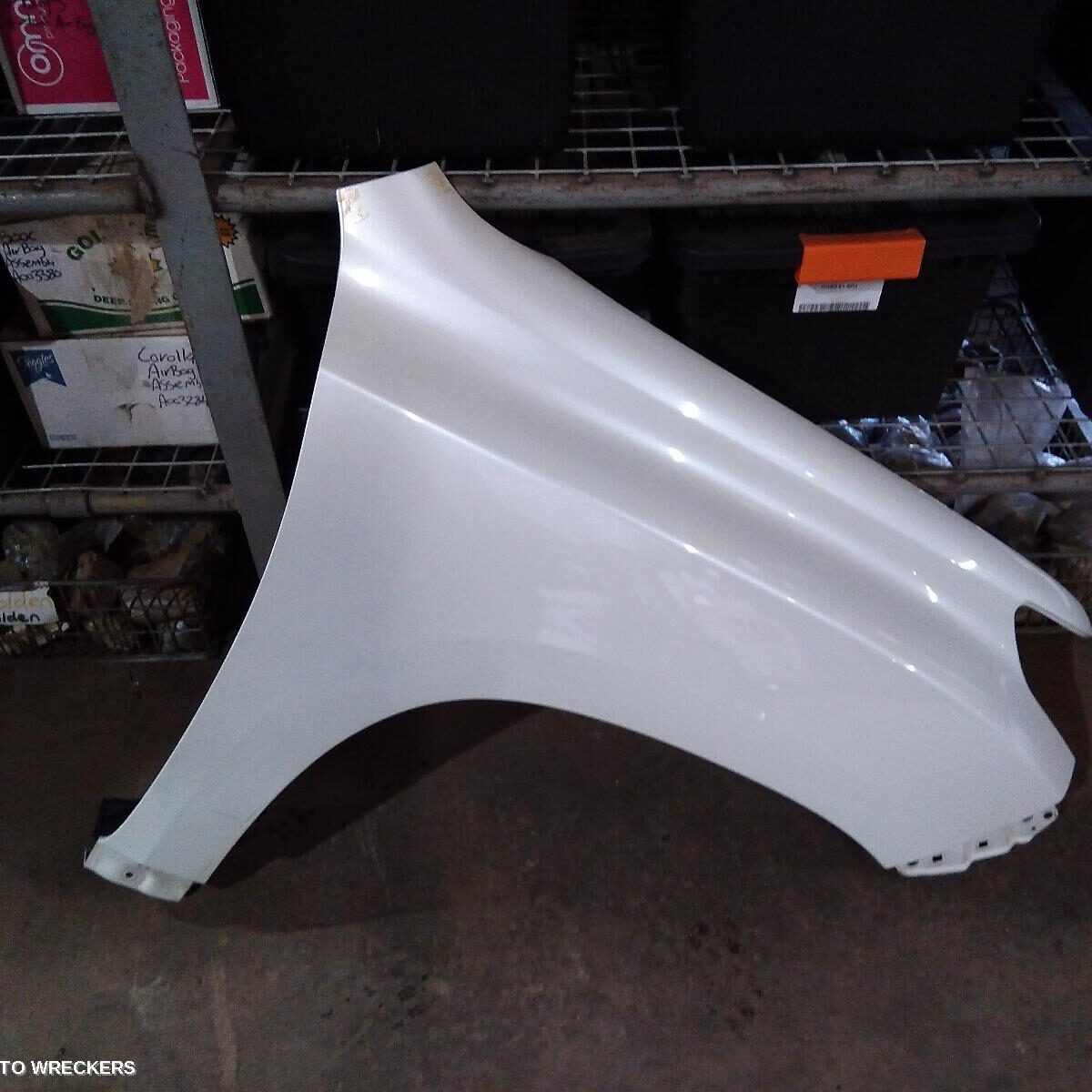 2012 TOYOTA PRADO Right Guard