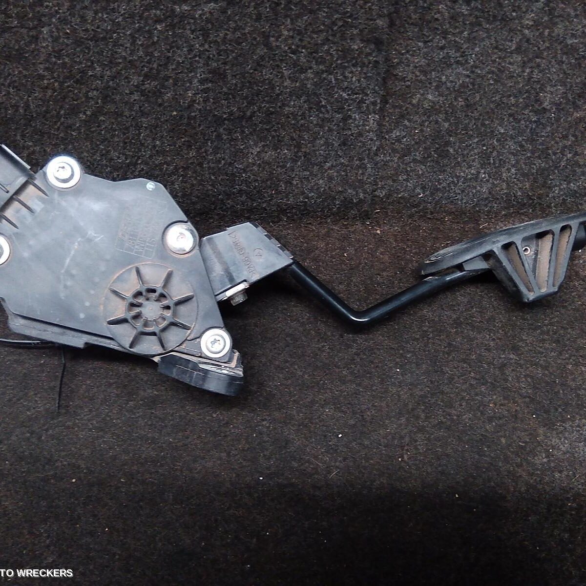 2018 TOYOTA HILUX Pedal Assembly