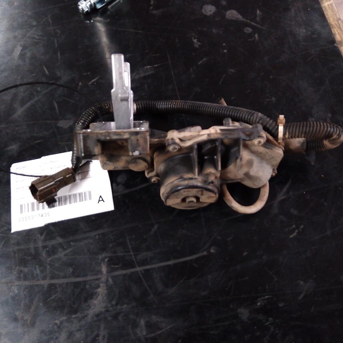 2009 HOLDEN COLORADO SHIFT ACTUATOR