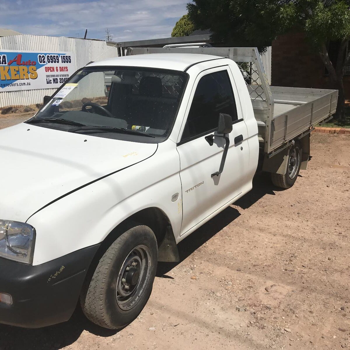 2004 MITSUBISHI TRITON LEFT FRONT LOWER CONTROL ARM