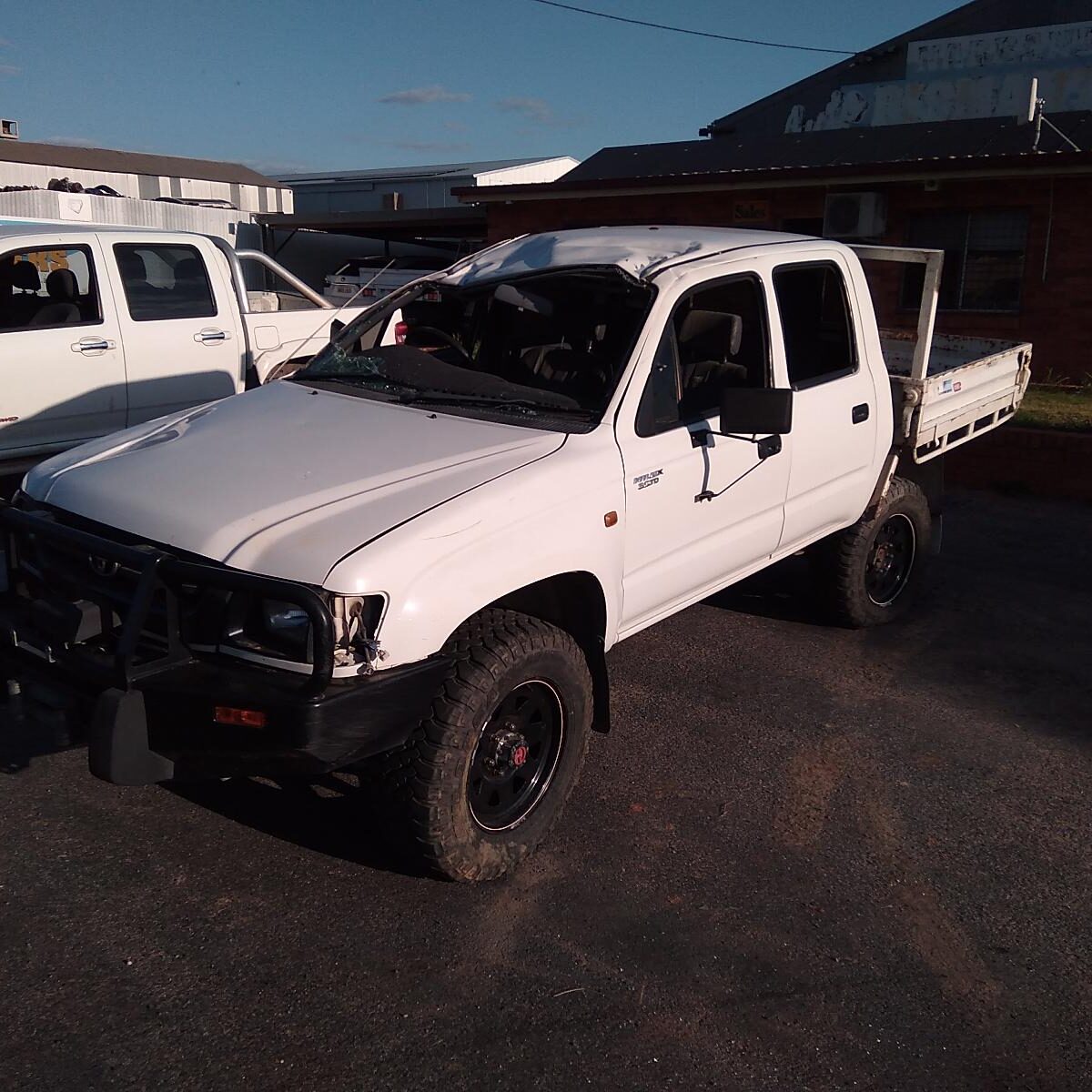 2002 TOYOTA HILUX FREEWHL/LOCKING HUB