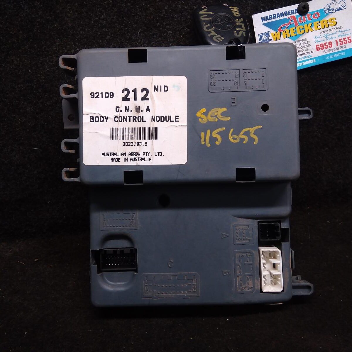 2001 HOLDEN COMMODORE ECU