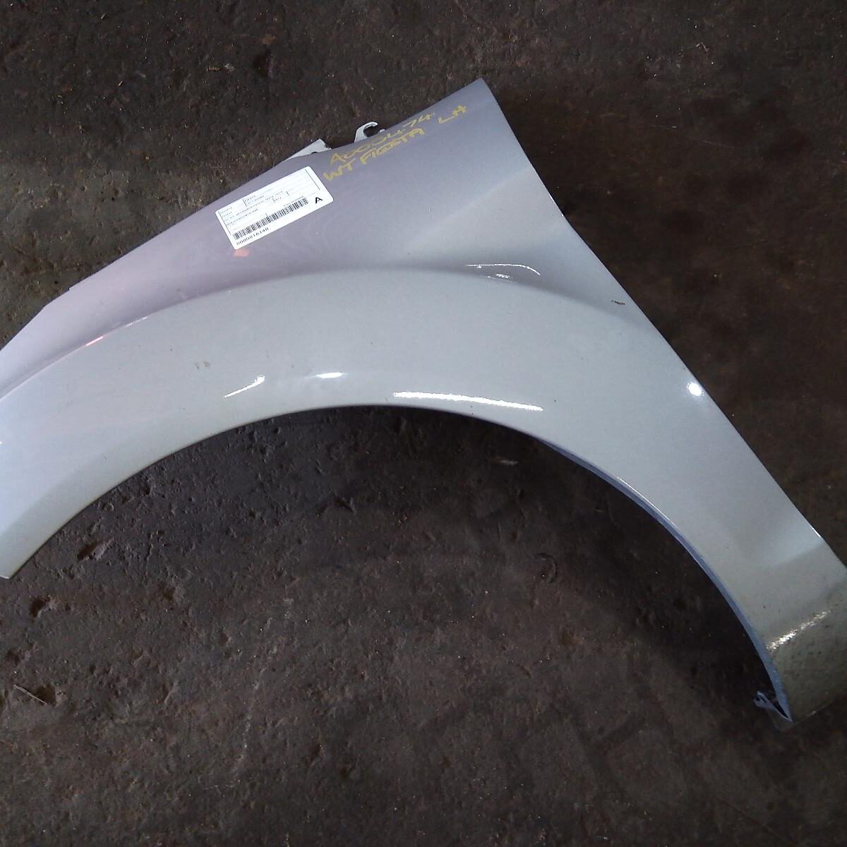 2012 FORD FIESTA LEFT GUARD