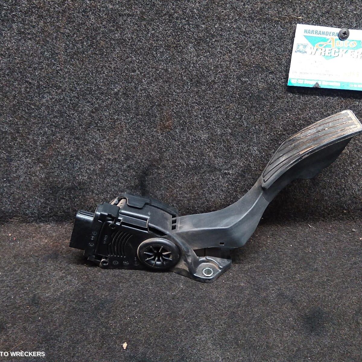 2011 SUZUKI SWIFT Pedal Assembly