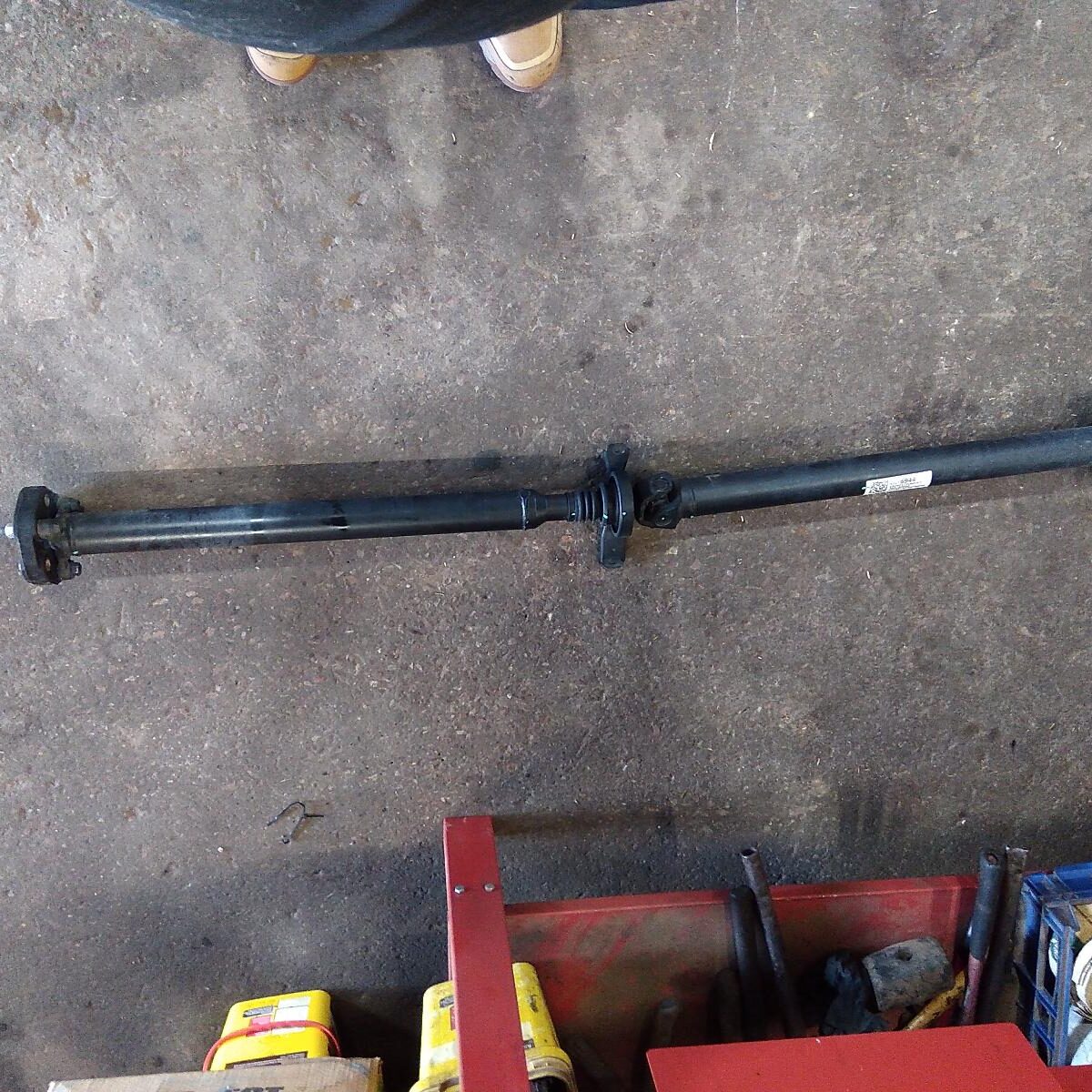 2014 HOLDEN COMMODORE Rear Drive Shaft