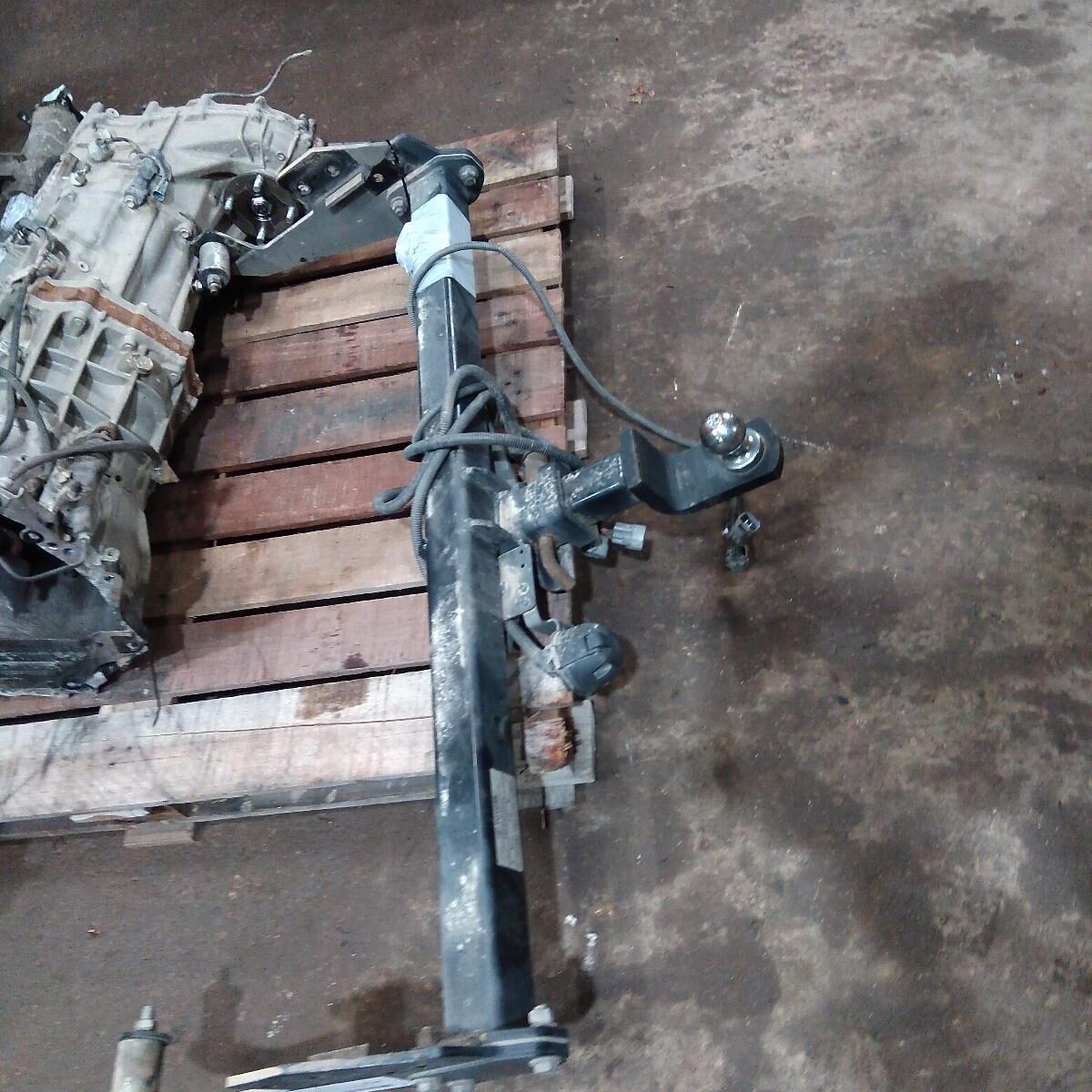 2012 TOYOTA HILUX Towbar