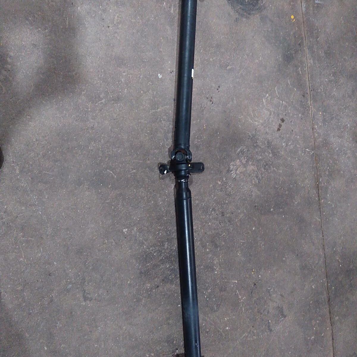2011 HOLDEN COMMODORE Rear Drive Shaft