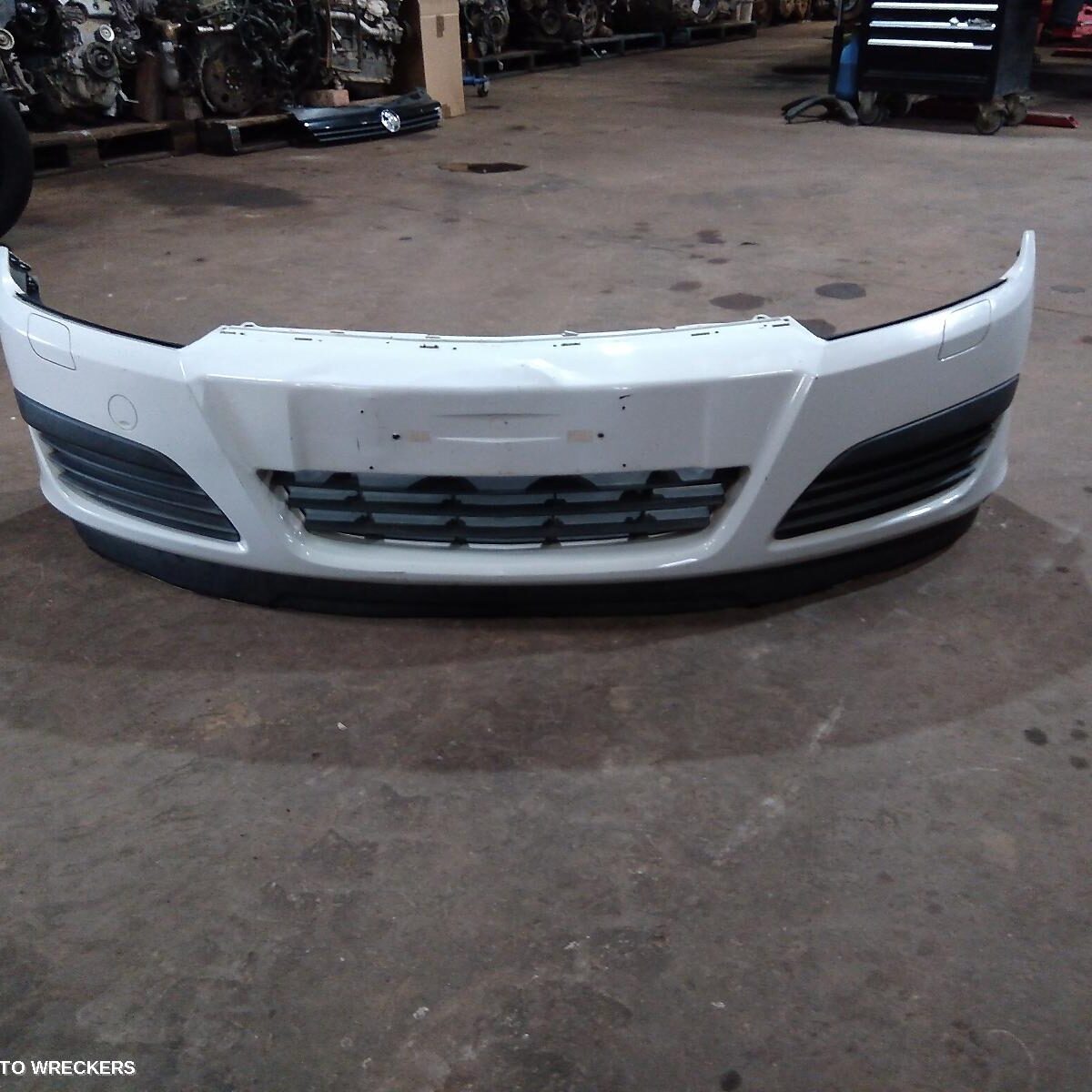 2006 HOLDEN ASTRA Front Bumper