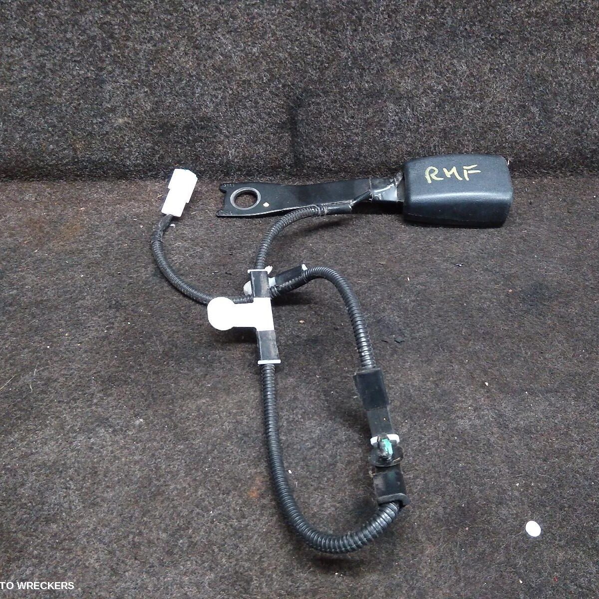 2017 TOYOTA HILUX Seatbelt/Stalk