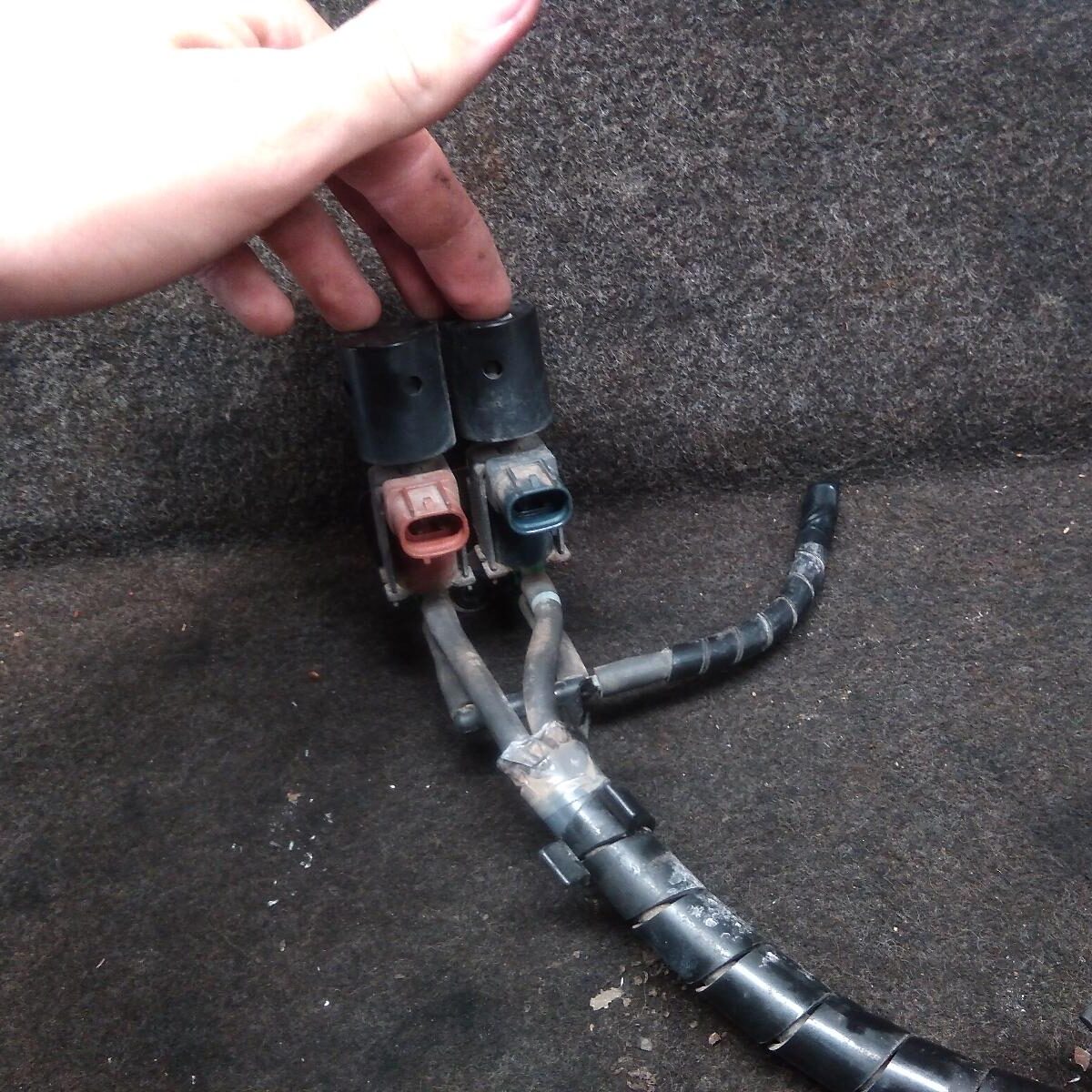 2004 TOYOTA HILUX MISC SWITCH/RELAY