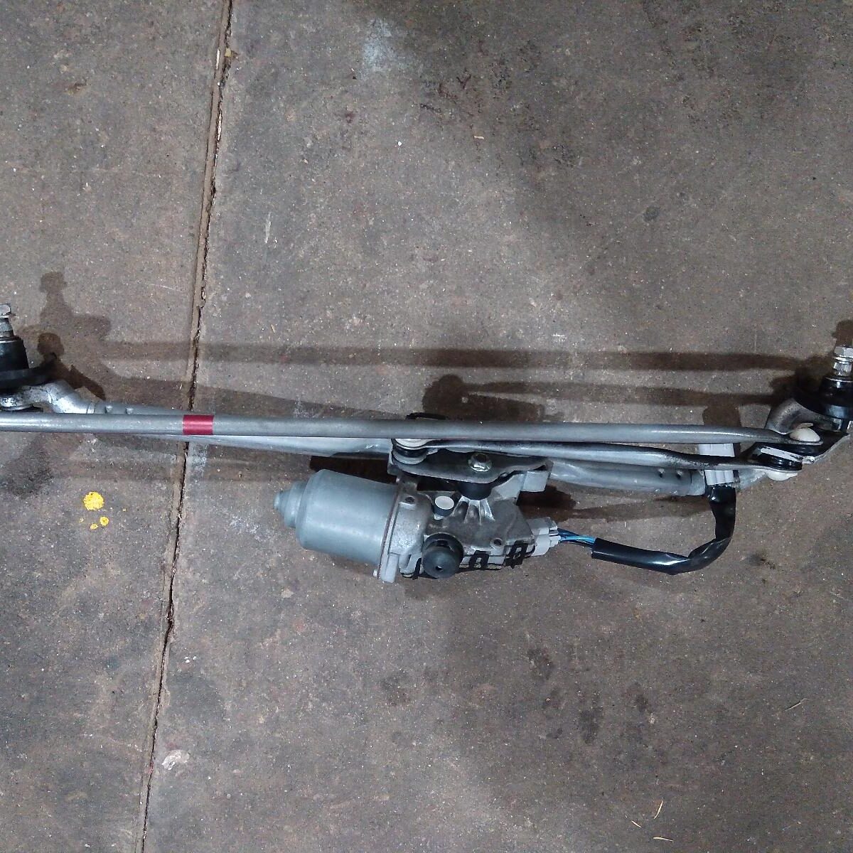 2012 TOYOTA PRADO Wiper Motor