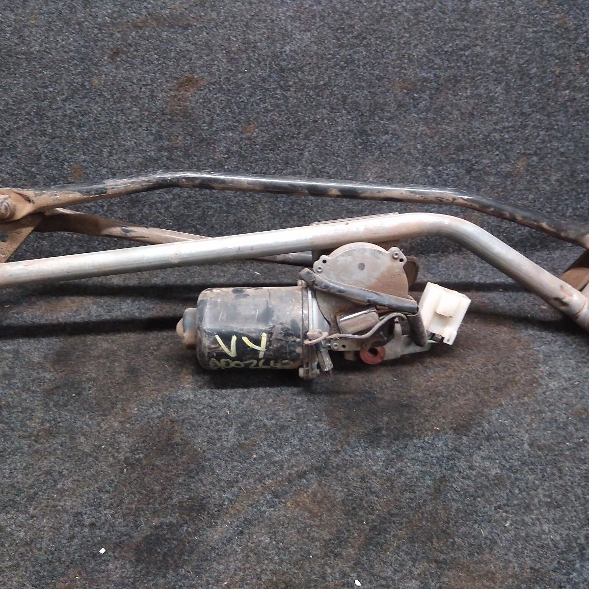 2003 HOLDEN COMMODORE WIPER MOTOR