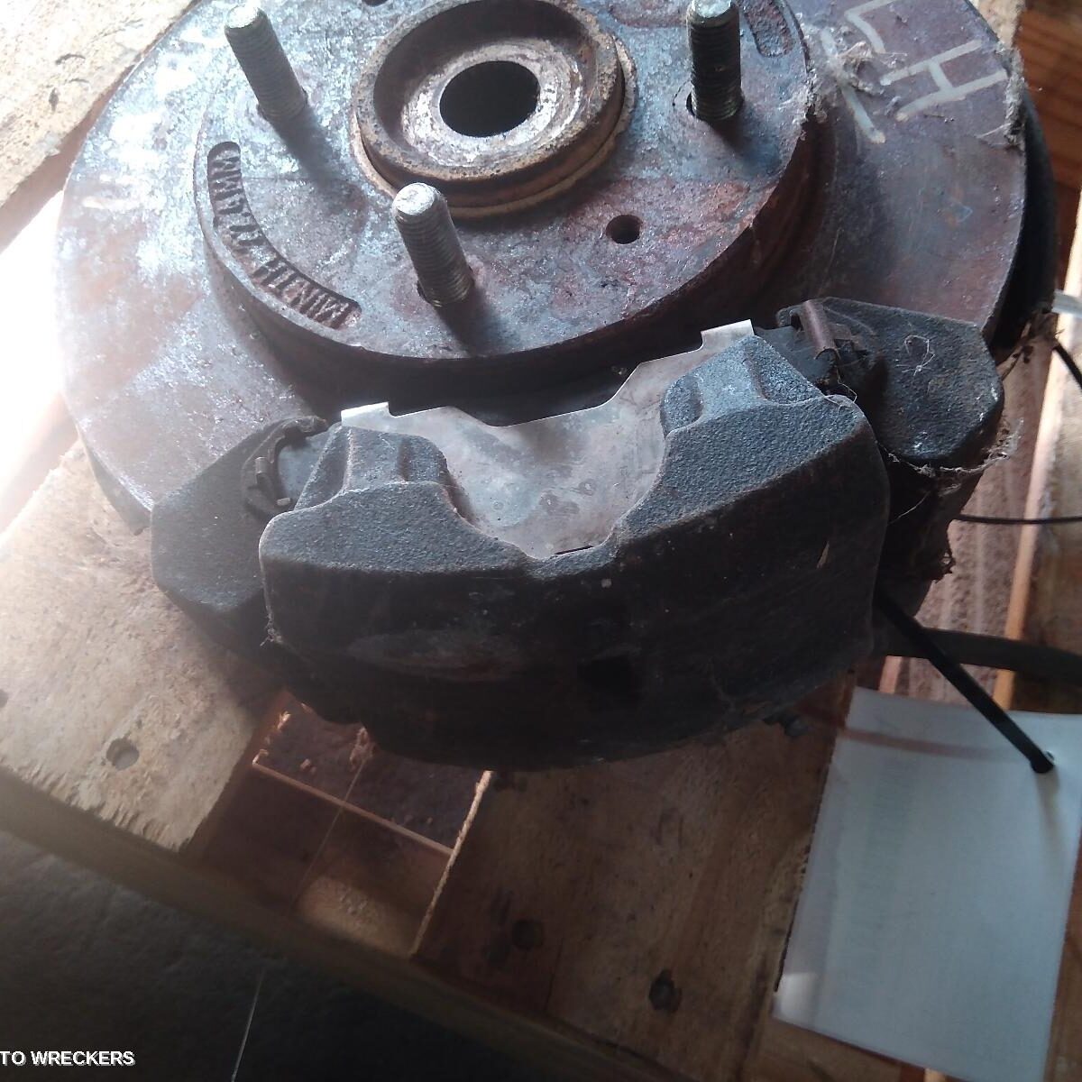 1997 NISSAN BLUEBIRD Caliper