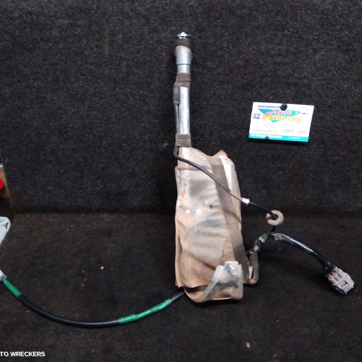 2018 TOYOTA LANDCRUISER Antenna