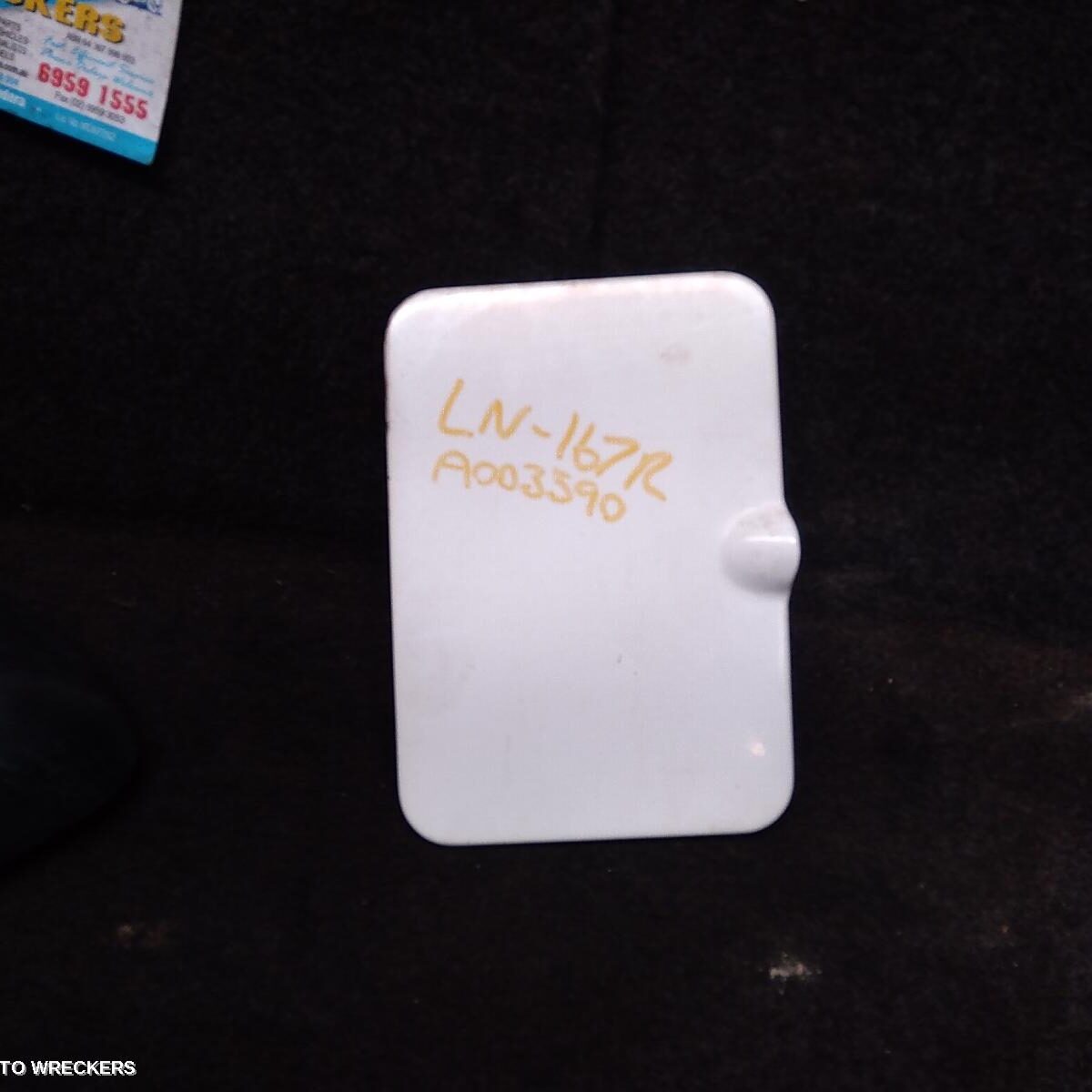 1999 TOYOTA HILUX Fuel Door / Filler