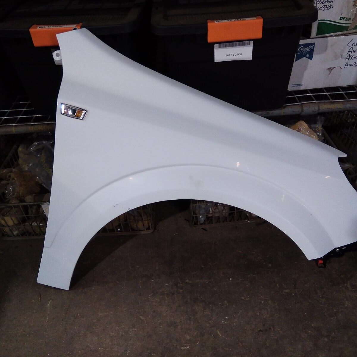 2006 HOLDEN ASTRA RIGHT GUARD
