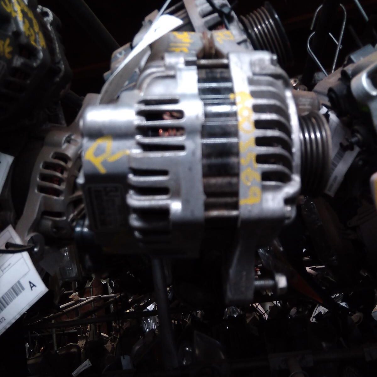 2011 SUZUKI SWIFT Alternator