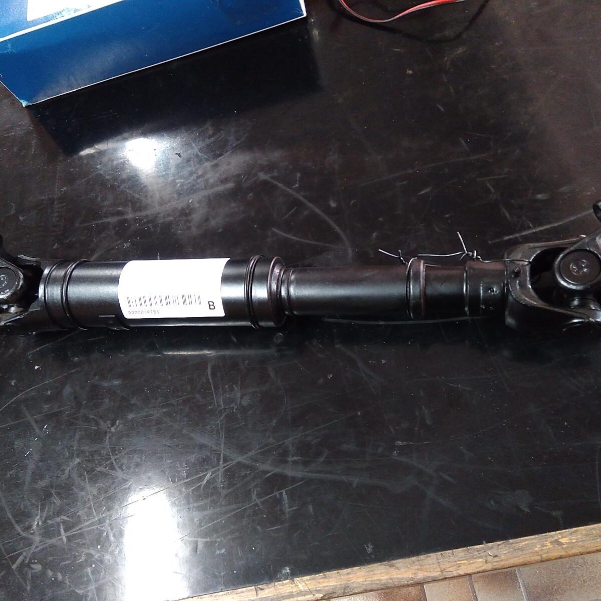2013 TOYOTA HILUX FRONT PROP SHAFT