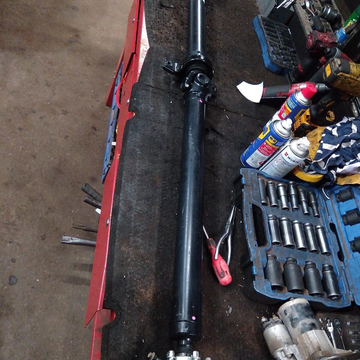 2010 FORD FALCON Rear Drive Shaft