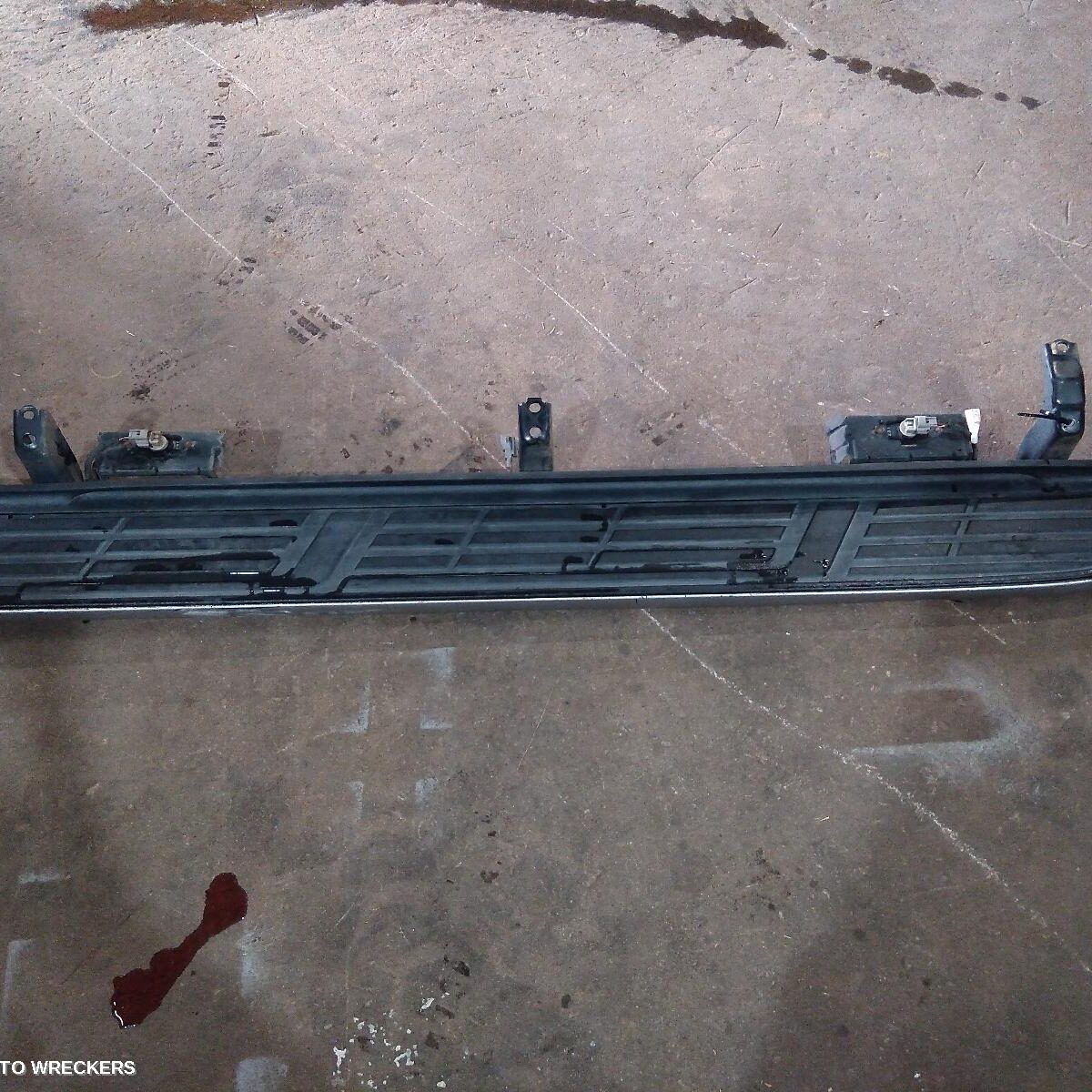 2012 TOYOTA PRADO Side Step/Skirt