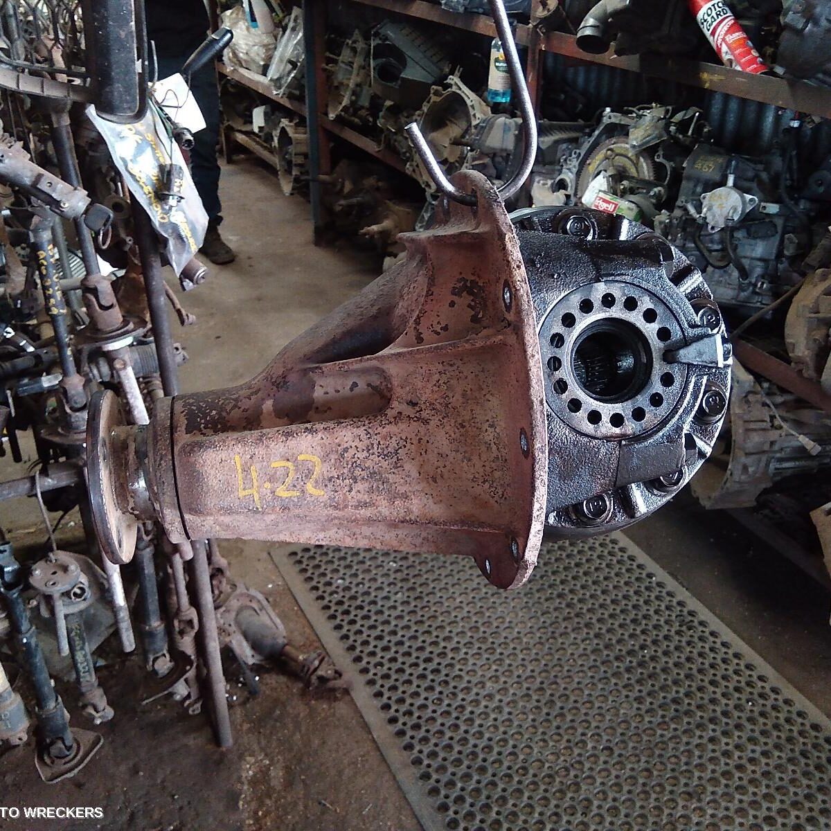 1999 MITSUBISHI TRITON Differential Centre