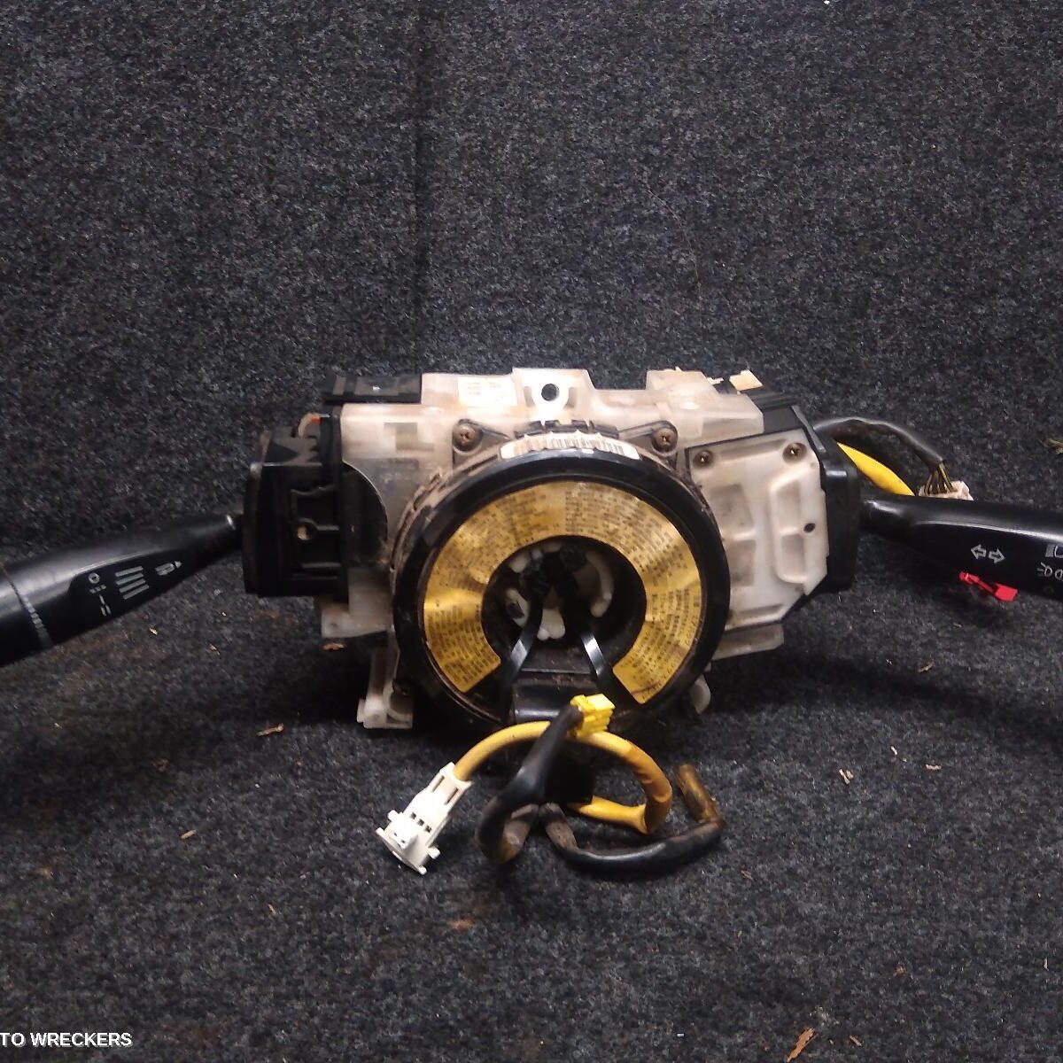 2004 MITSUBISHI MAGNA Combination Switch