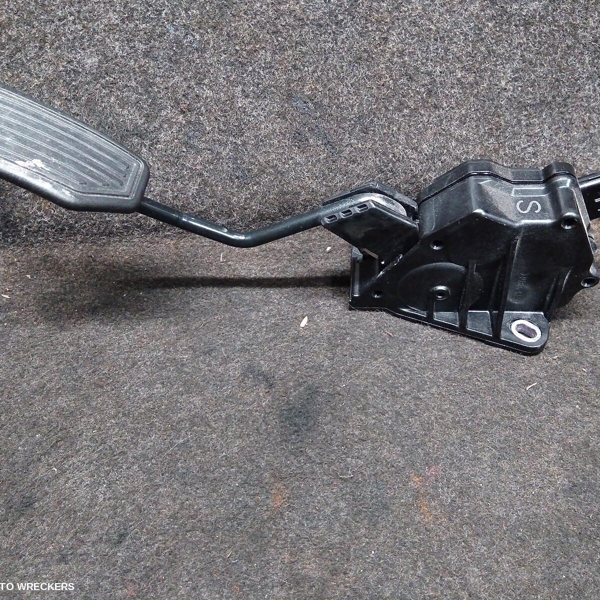 2013 TOYOTA RAV4 Pedal Assembly