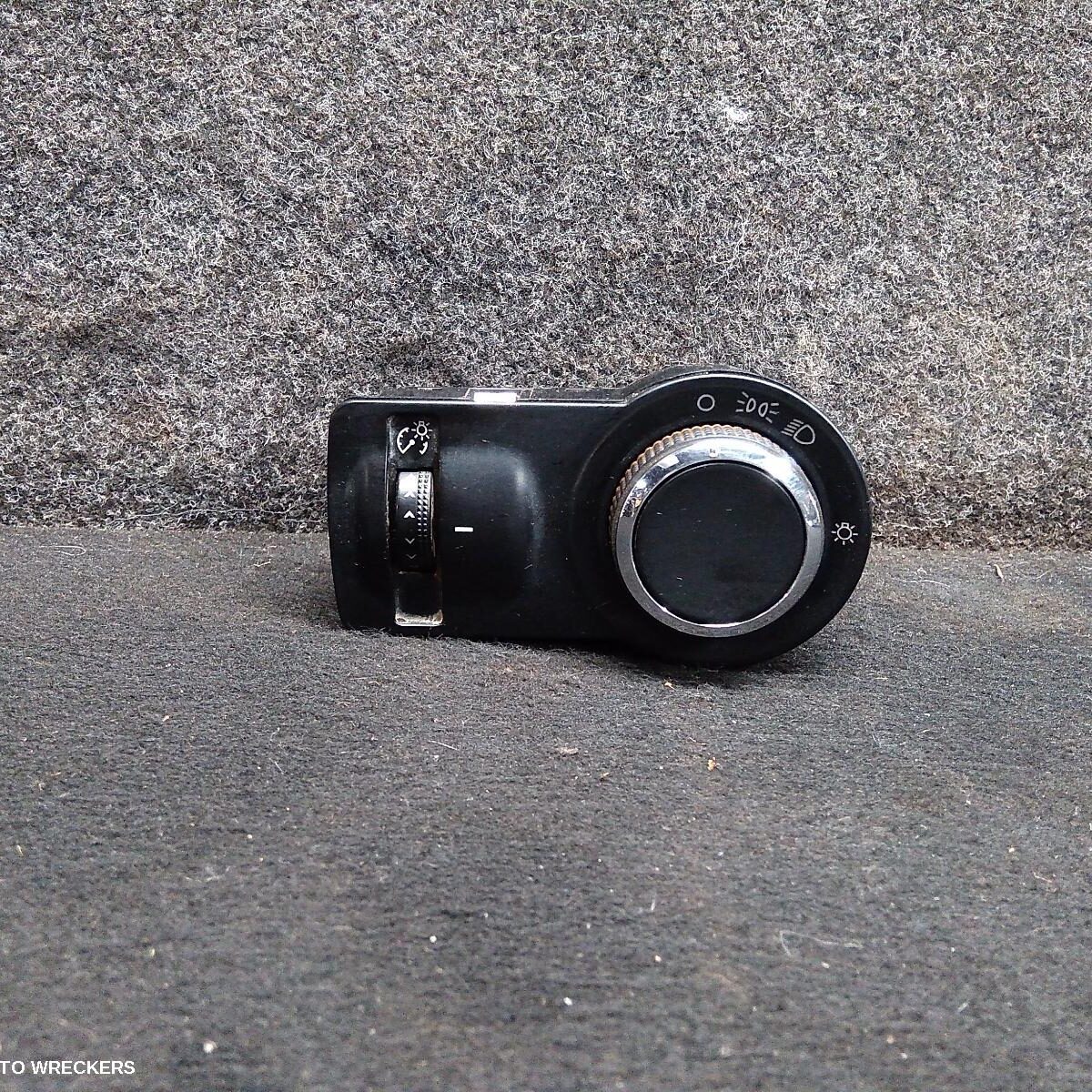 2013 HOLDEN COLORADO Combination Switch