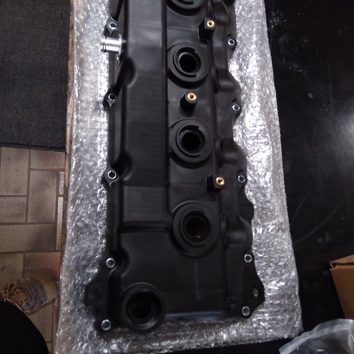 2013 TOYOTA HILUX ROCKER ASSY/COVER