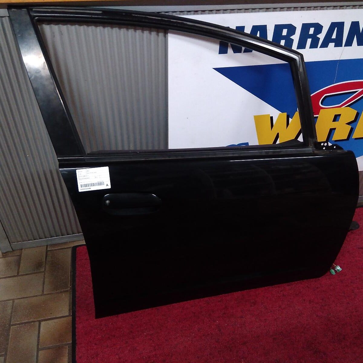 2010 HONDA JAZZ RIGHT FRONT DOOR