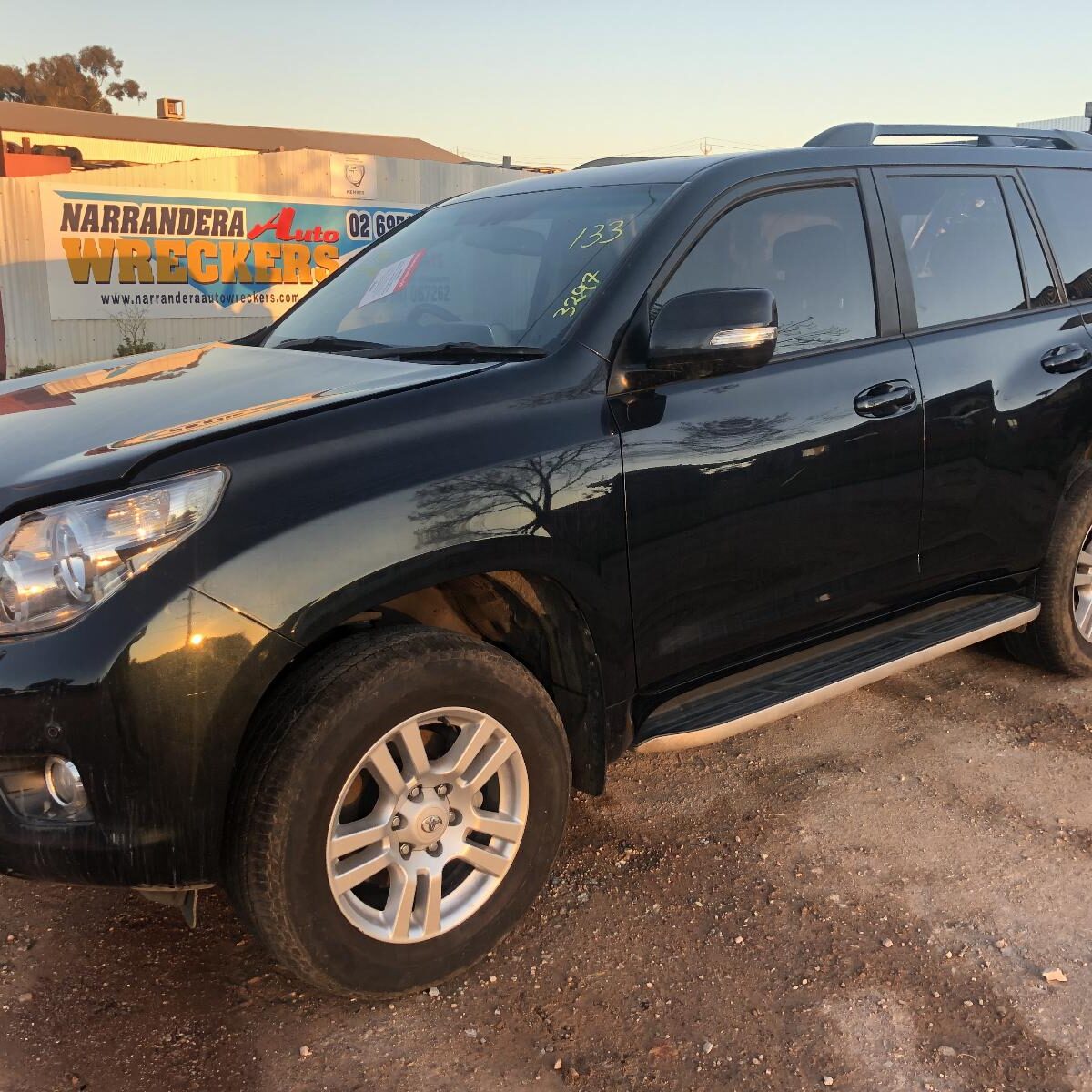 2010 TOYOTA PRADO LEFT REAR SIDE GLASS