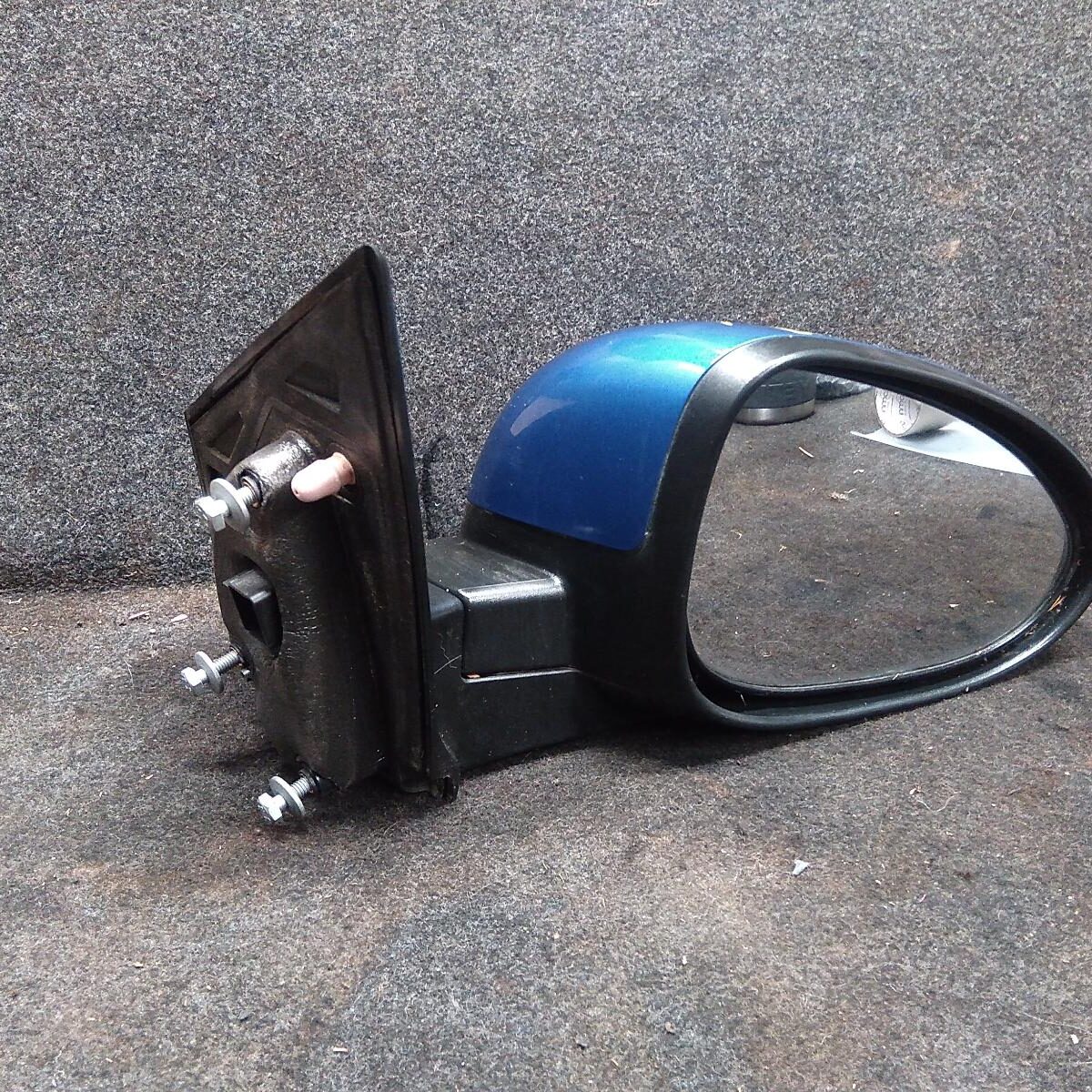 2016 HOLDEN BARINA RIGHT DOOR MIRROR