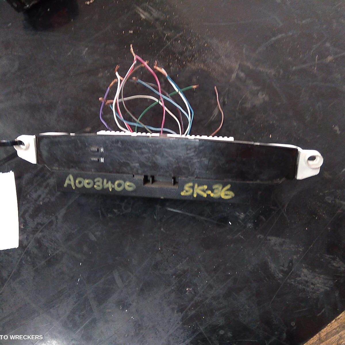 2003 TOYOTA CAMRY Instrument Cluster