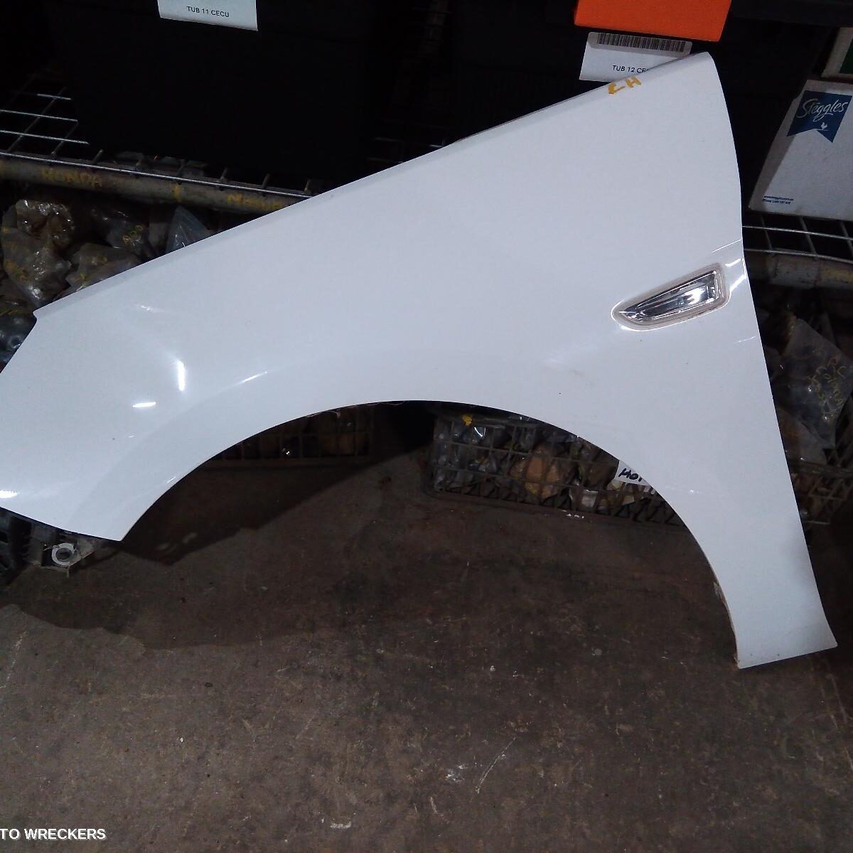 2017 HOLDEN ASTRA Left Guard