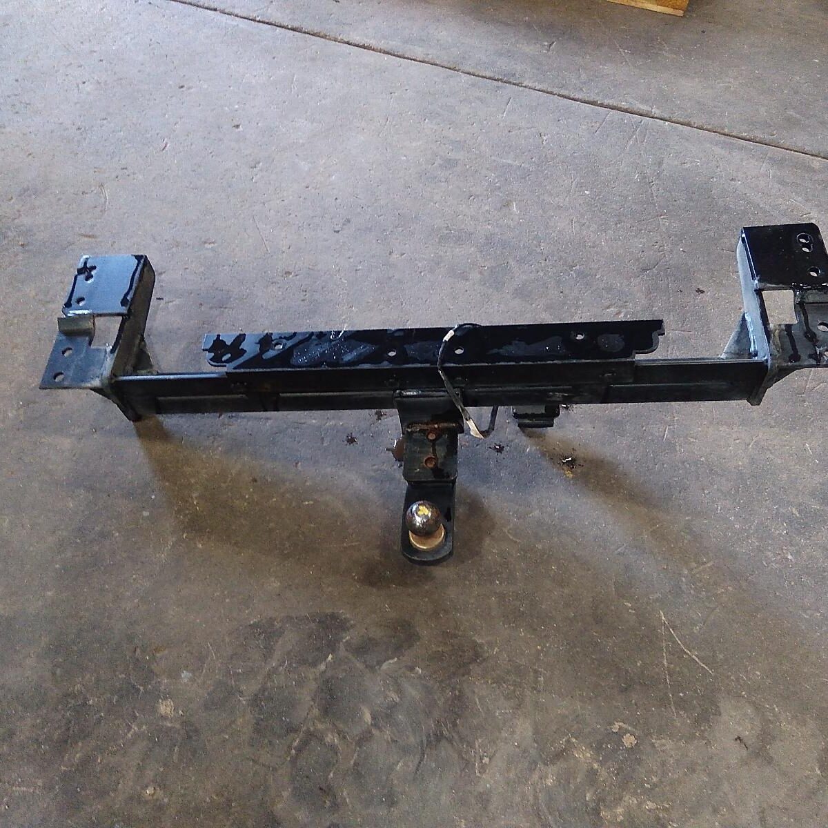 2009 FORD FALCON Towbar