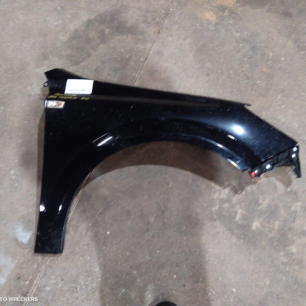 2009 HOLDEN ASTRA Right Guard