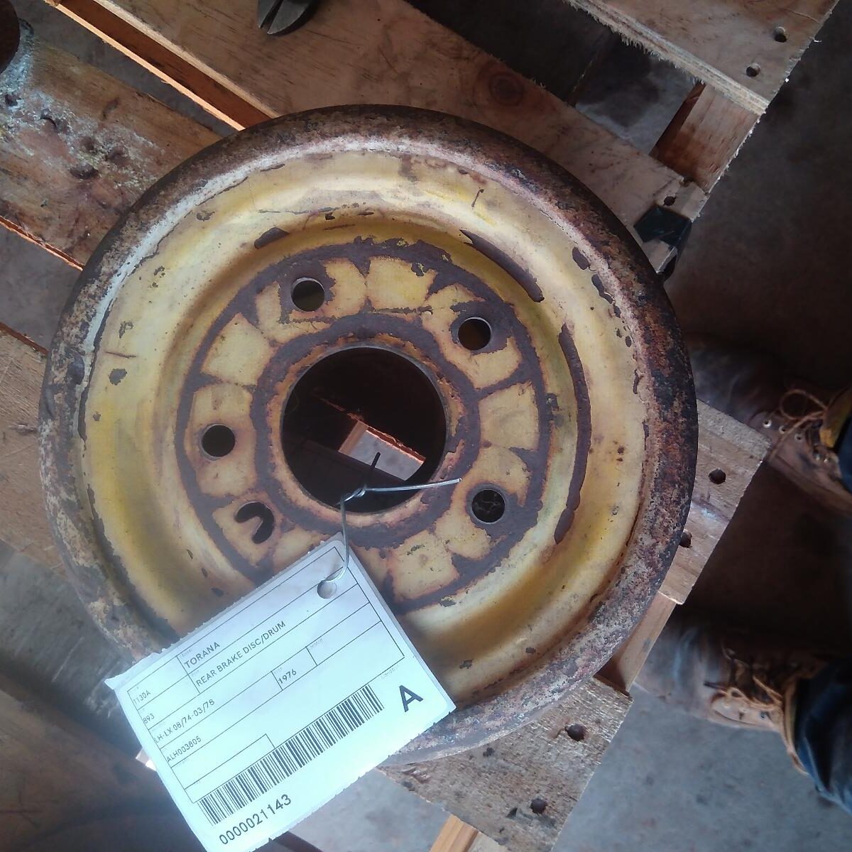 1976 HOLDEN TORANA REAR BRAKE DISC/DRUM