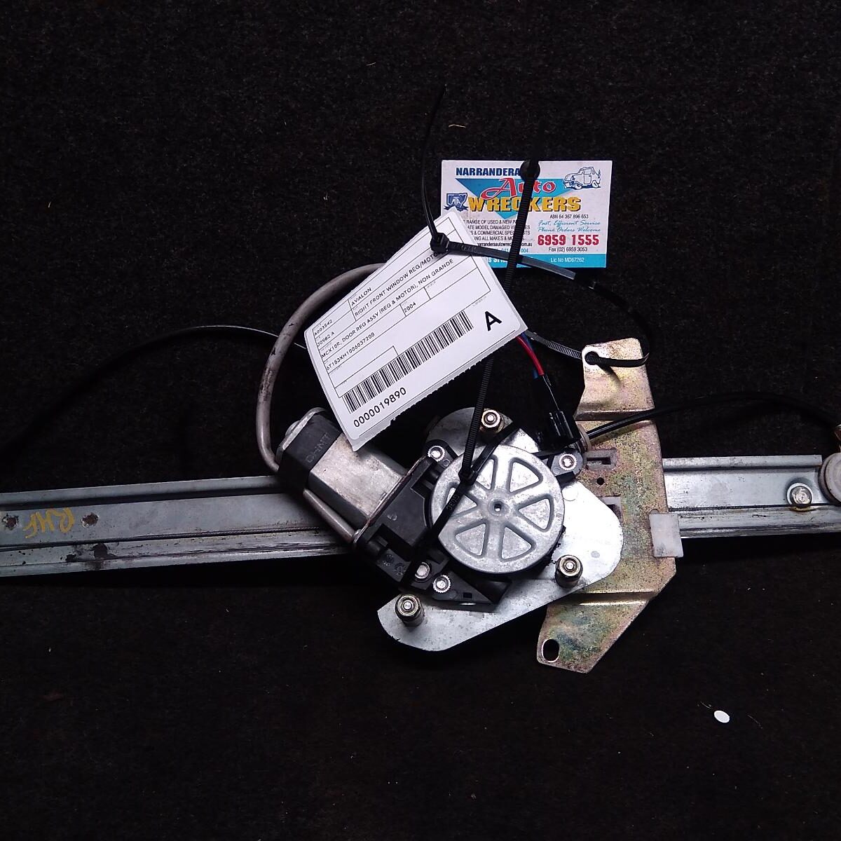 2004 TOYOTA AVALON RIGHT FRONT WINDOW REG/MOTOR